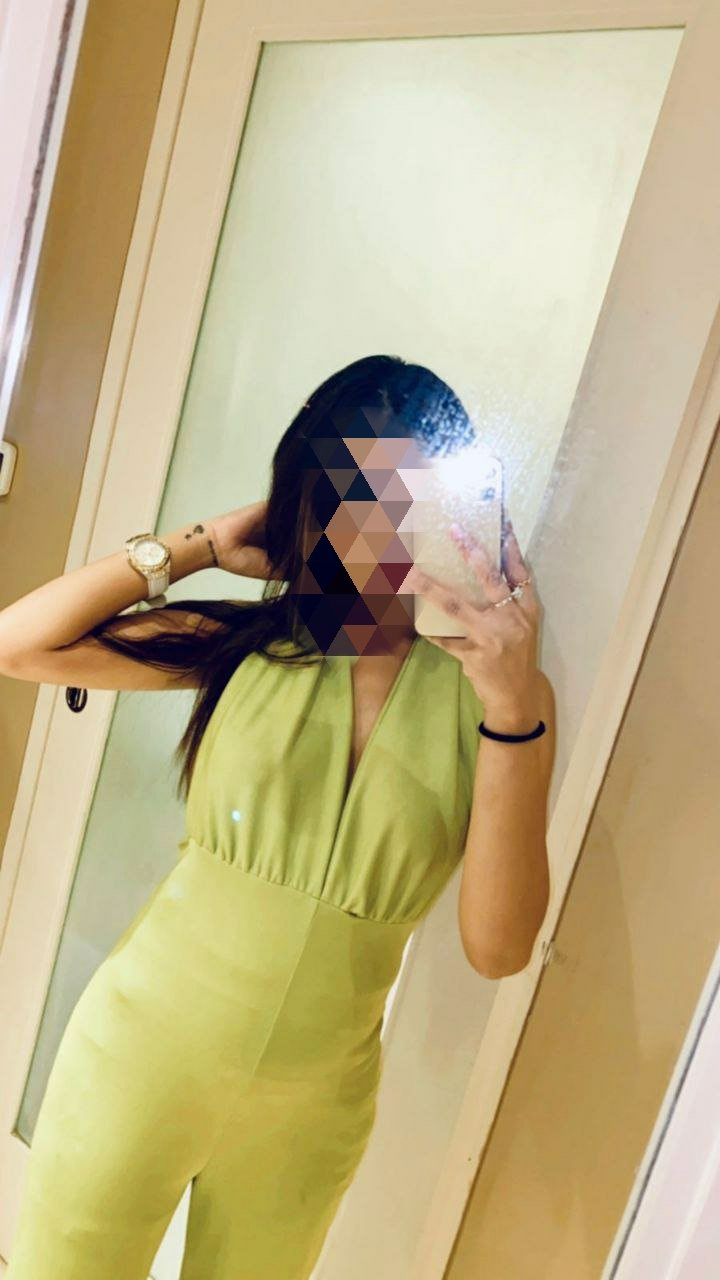 Arshi - Indian escort in Mumbai